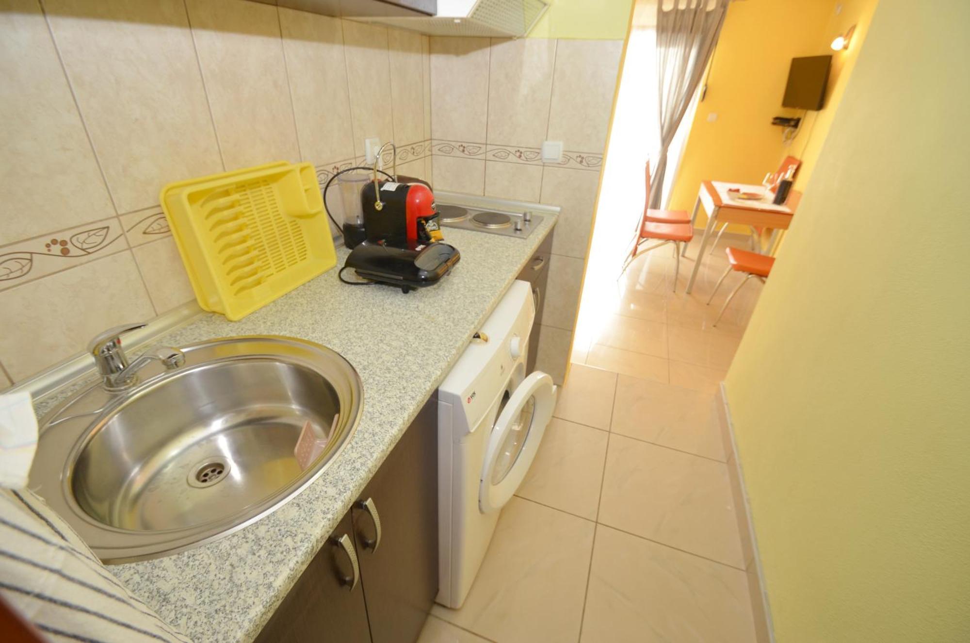 Apartments Dinko Zifra تيفات الغرفة الصورة